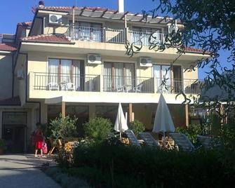 Family Hotel Muses - Sozopol - Clădire