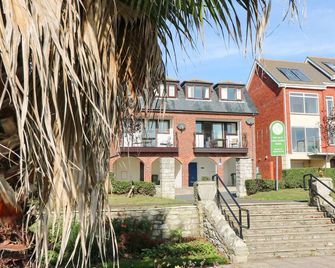 Lookout - Weymouth - Building