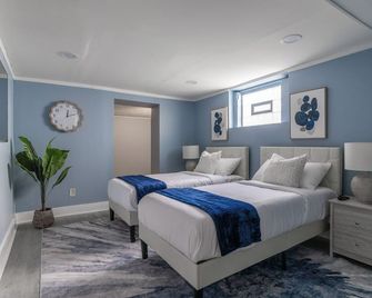Luxury Short and Midterm Hyde Park Getaway - Cincinnati - Bedroom