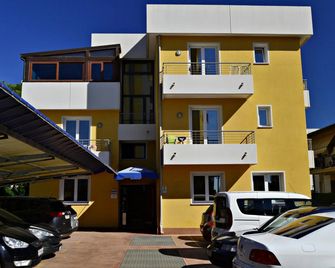 Hotel Mondial - Jesolo - Building
