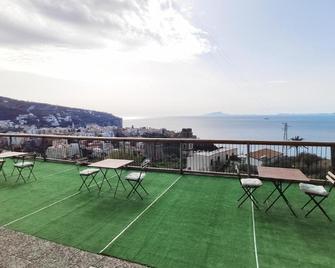 Corte Degli Ulivi Resort - Vico Equense - Balcón