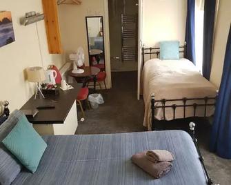 The Rolle Quay Inn - Barnstaple - Bedroom