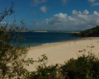 The Wellington Hotel - Inn - Penzance - Beach