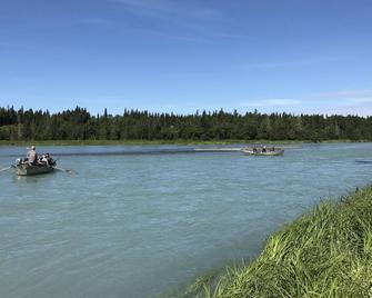 The Drift Boat Pass now has a private Dock !!! - Kasilof - Beach