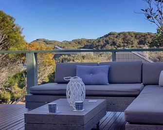 Spraypoint Cottage Beside National Park and Ocean Beach - Blairgowrie - Balcón