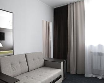 Avantgarde Hotel & Apart - Kurgán - Sala de estar