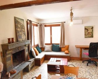 Bedroom Art House in Kavala - Kavala - Wohnzimmer