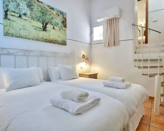 Hotel La Morada Mas Hermosa - מרבלה