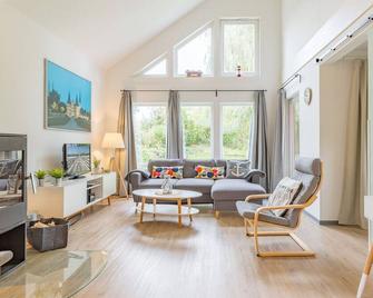 Ferienhaus Ankerplatz - Hohen Schönberg - Huiskamer