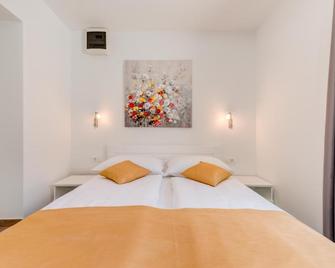Apartments Villa Tudor - Hvar - Chambre