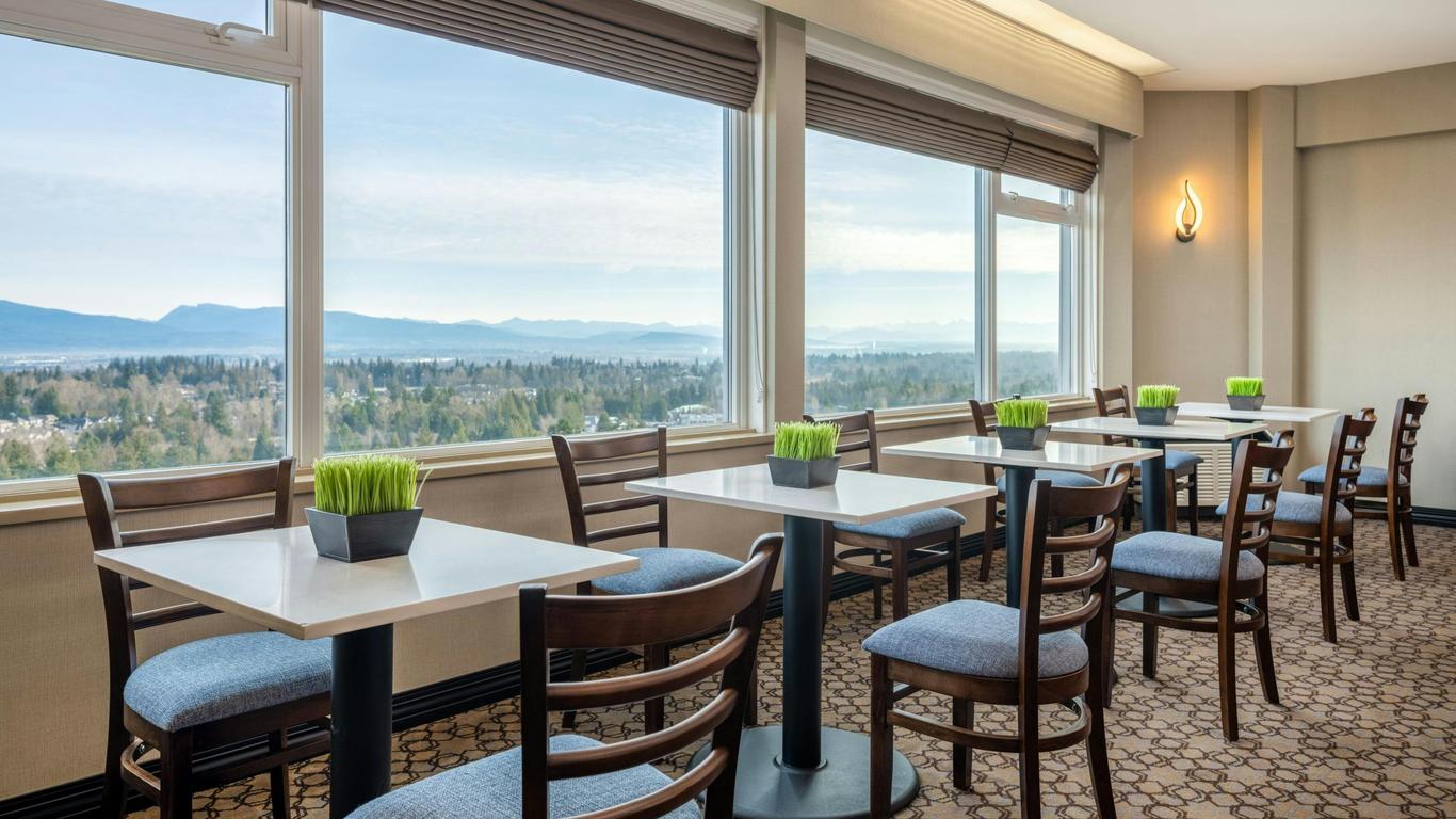 Sheraton Vancouver Guildford Hotel