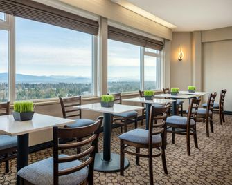 Sheraton Vancouver Guildford Hotel - Surrey - Restaurant