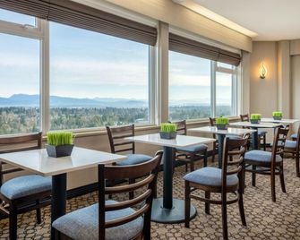 شيراتون فانكوفر جيلفورد هوتل - سورراي - مطعم