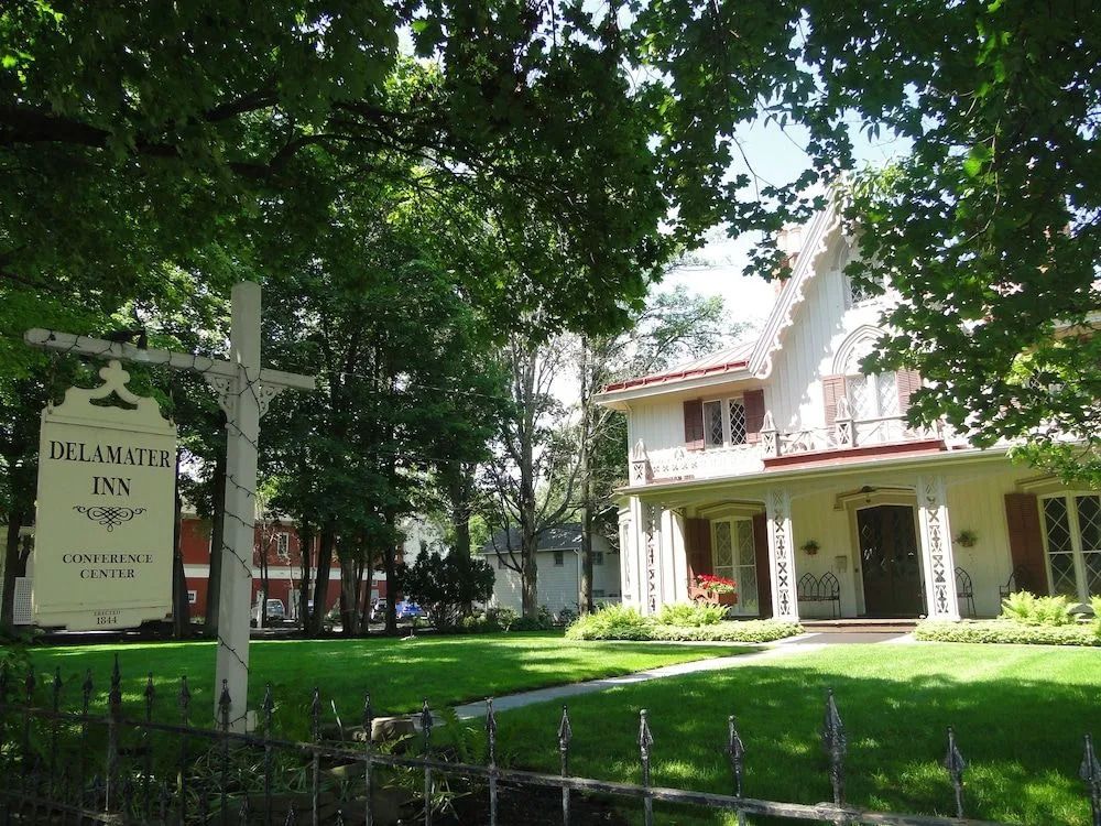 Delamater Inn - Rhinebeck - Building