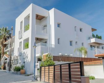 Palm Boutique Suites - Pefkochori - Budova