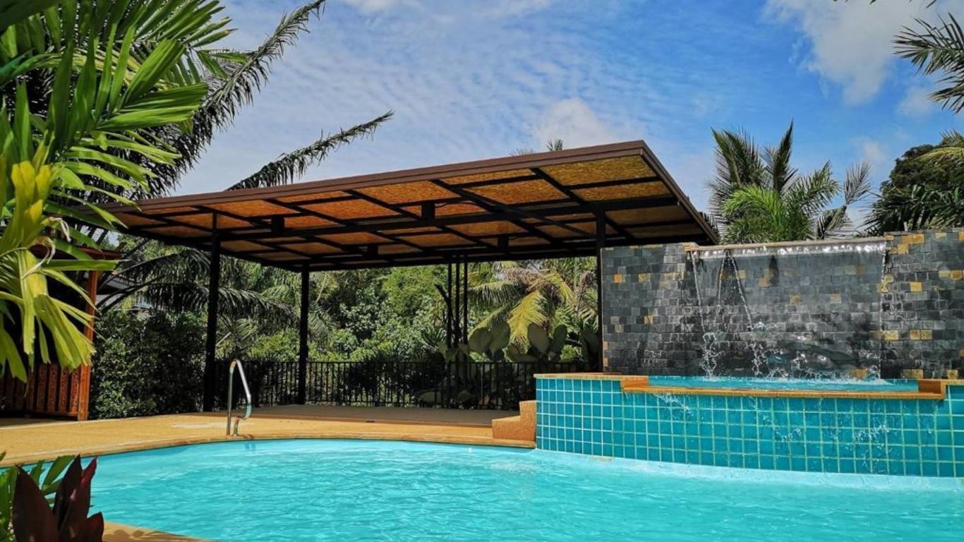 Baannai Lake View Resort