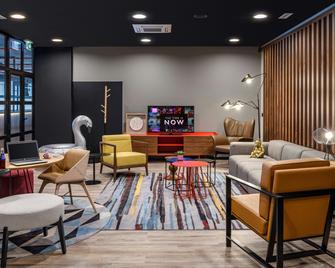 Moxy Lisboa Oriente - Lisboa - Sala de estar
