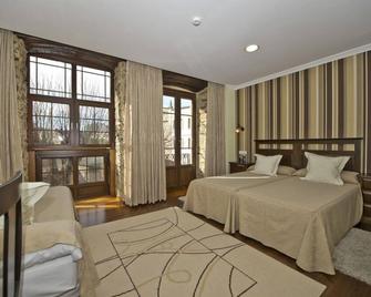 La Casona de Lazúrtegui - Ribadeo