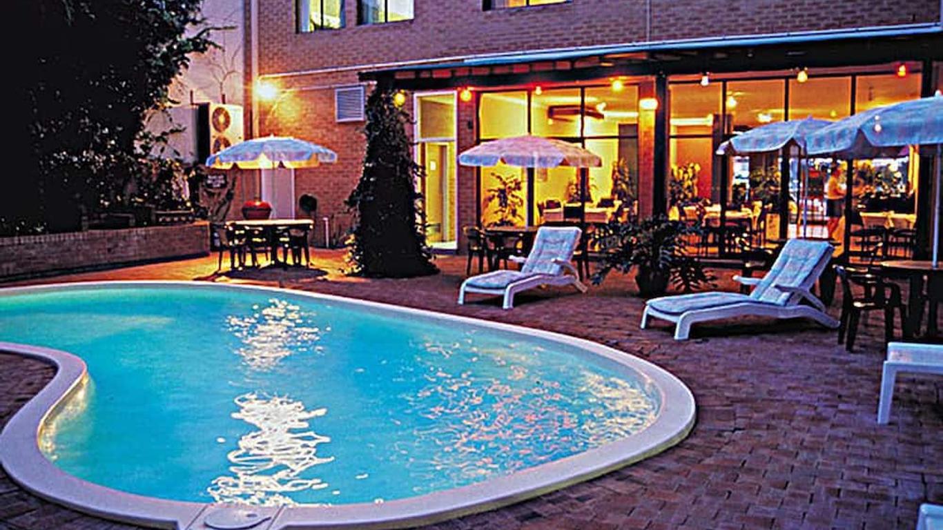 Perth Central City Stay Apartment Hotel