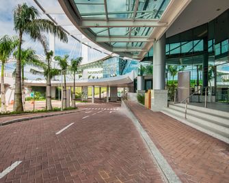 بست ويسترن سالفادور هانجار أيروبورتو - سلفادور - مبنى