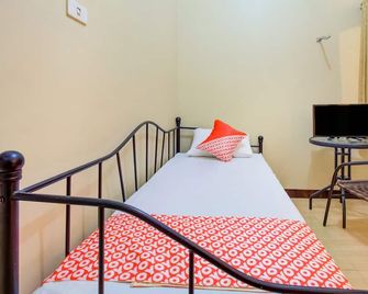 Hotel O Sofia Homestay Syariah - Bogor - Habitación