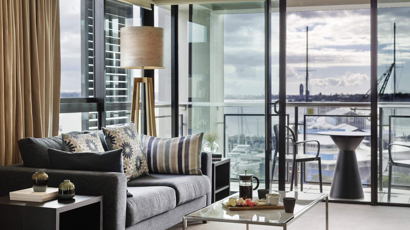 ذا سيبيل أوكلاند فيادكت هاربور