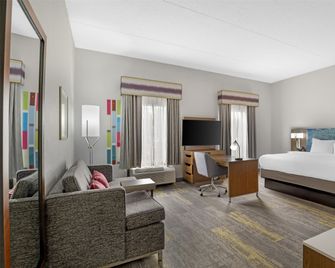 Hampton Inn & Suites Augusta West - Augusta - Bedroom