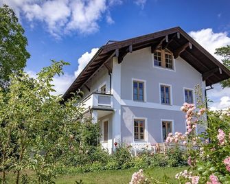 Ferienwohnung Adlmaier - Chieming - Gebouw