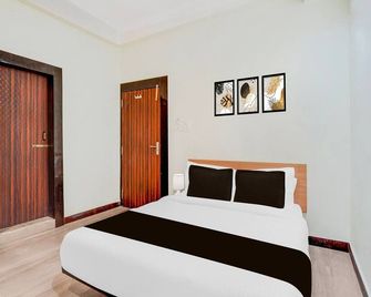 OYO Flagship 39786 Oxy Royal Residency - Ráňčí - Ložnice