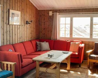 3 Bedroom Lovely Home In Hemsedal - Хемседал - Вітальня