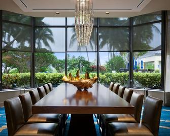 Hilton Miami Airport Blue Lagoon - Miami - Ruang makan