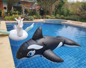 Rung Rueng Resort - Khon Kaen - Pool