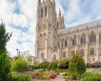 Minimum rental period is 6 months! Cozy 1-bedroom apartment in enjoyable D.C. - Washington, D.C.