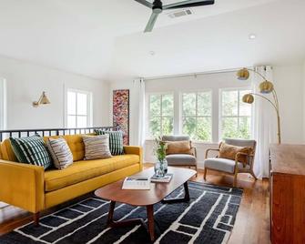 Alley Oop - Atlanta - Living room