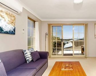 The Porthole of Huskisson by Experience Jervis Bay - Huskisson - Sala de estar