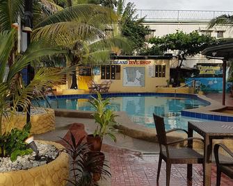 Treasure Island Resort - Olongapo - Pool