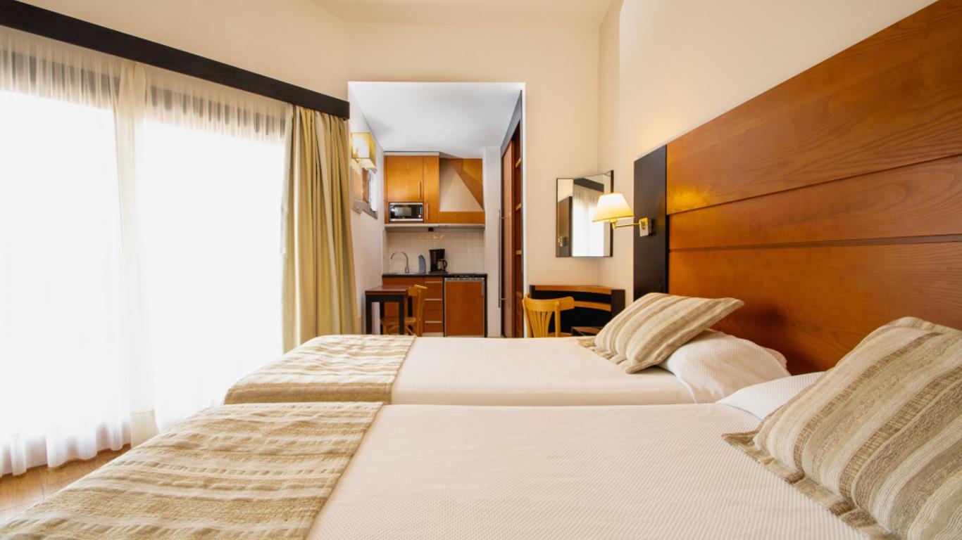 Hl Miraflor Suites Hotel