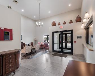 Red Carpet Inn-Indian Head - Indian Head - Living room