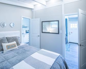 Boutique Suite #6 - The Blue Mountains - Bedroom