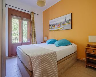 Absolute Sagrada Familia 2 // Superior // - Barcelona - Habitació