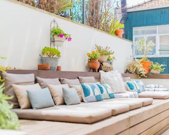 Boavista Guest House - Porto - Patio