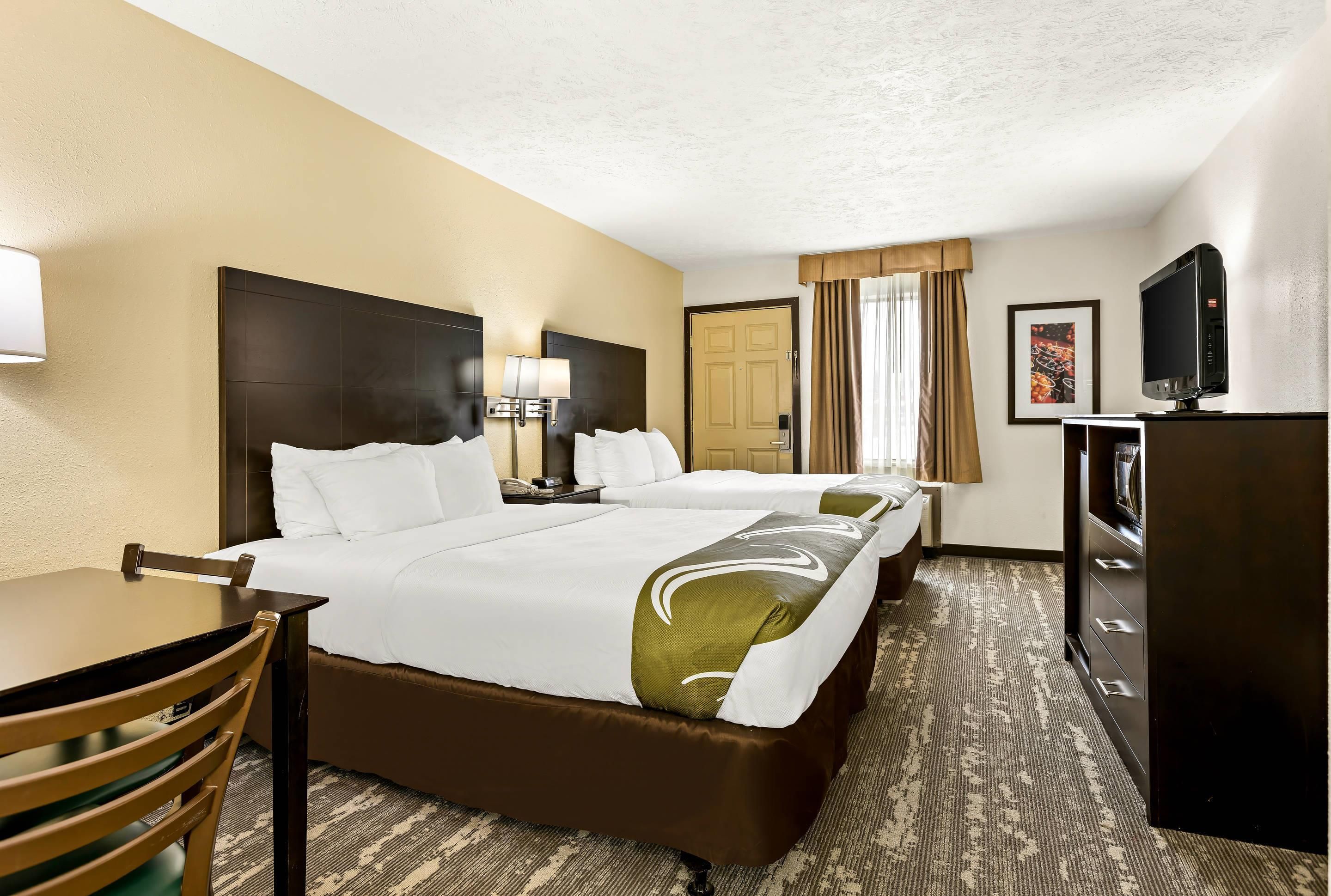 Quality Inn Traverse City thumbnail 3