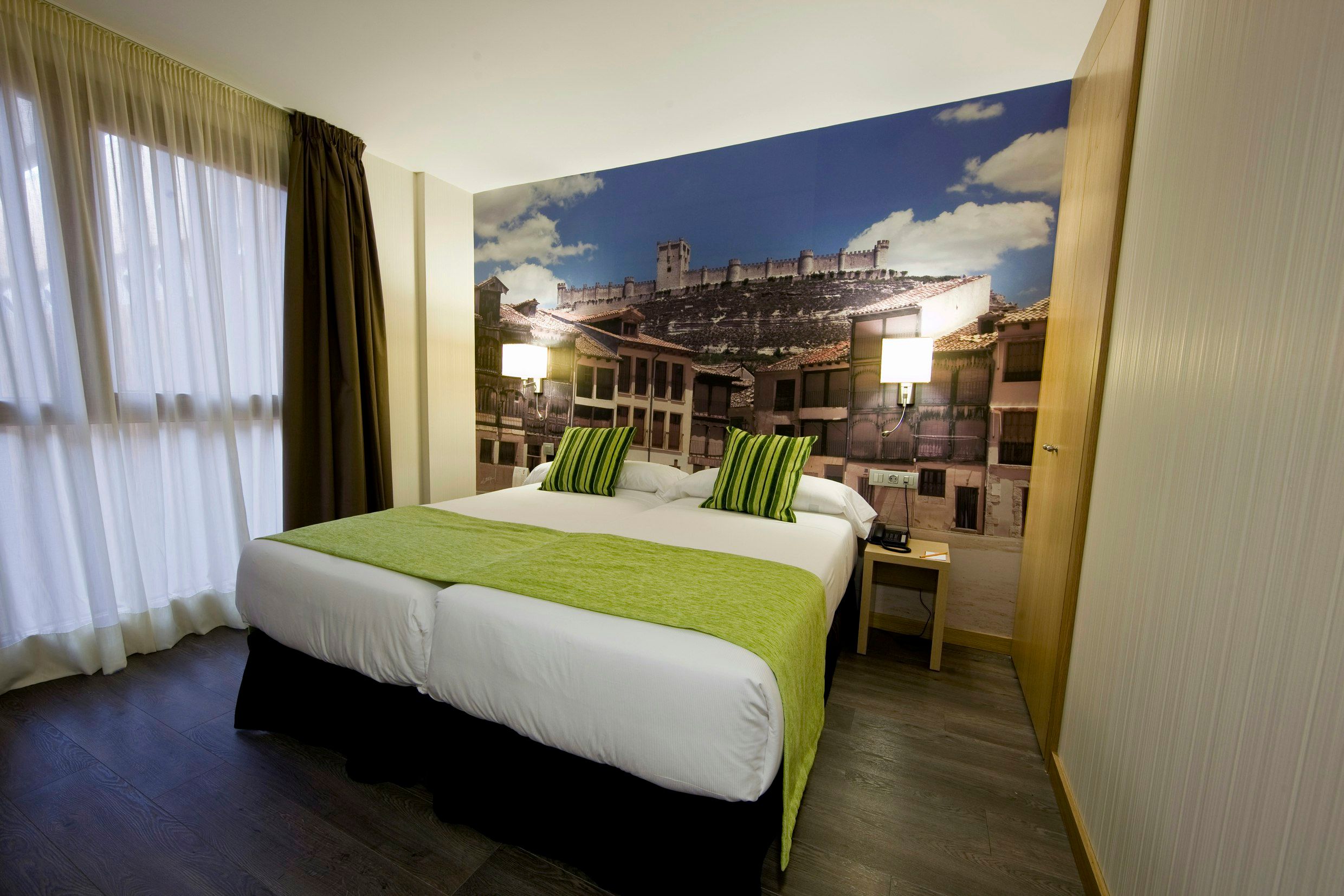 Ele Enara Boutique Hotel - ואיאדוליד - חדר שינה