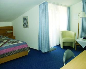 Hotel Garni La mer - Bad Zwischenahn - Bedroom