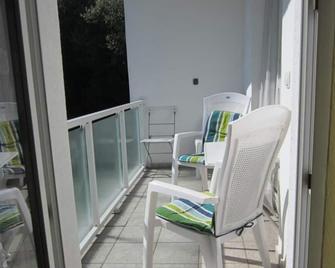 Pension am Rasthof Dresdner Tor - Niederlommatzsch - Balcón