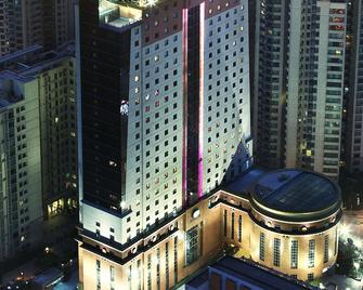 كورتيارد باي ماريوت شنغهاي كسوجياهوي - شنغهاي - مبنى