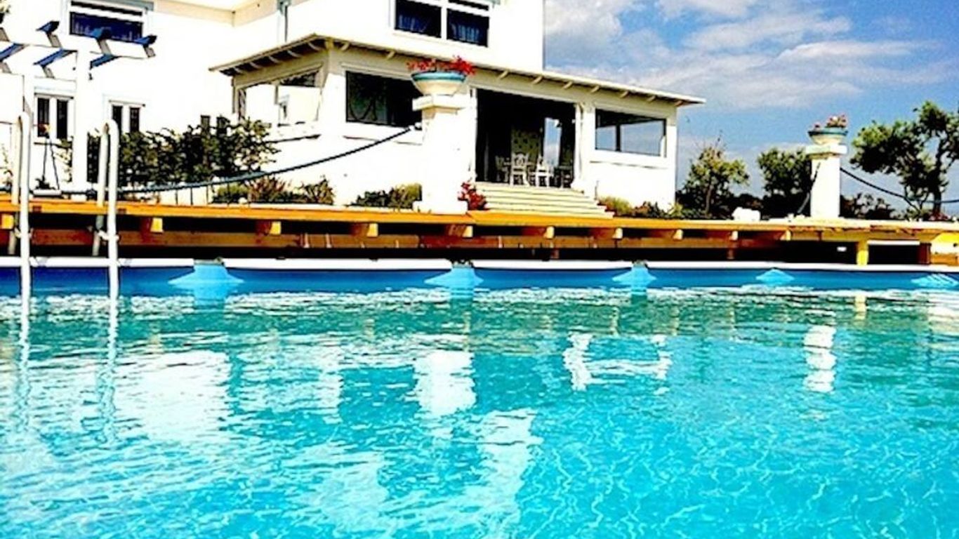 كاساميديتيرانيا