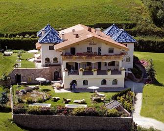 Residence Palmai - Ortisei - Building