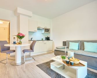 Ferienwohnungen Appartements Pension Zollner - Villach - Sypialnia