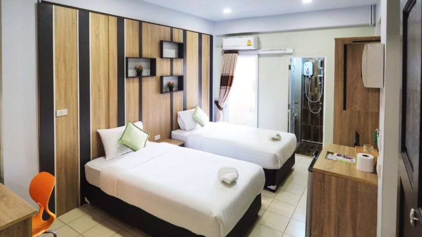 สุพรีม เพลส